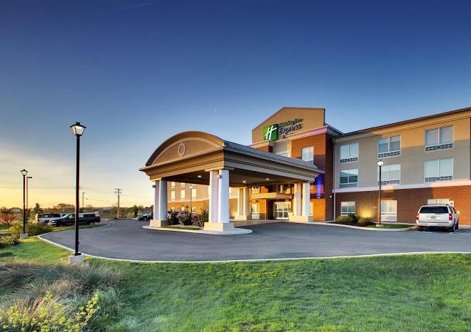 Holiday inn express & suites lancaster east strasburg