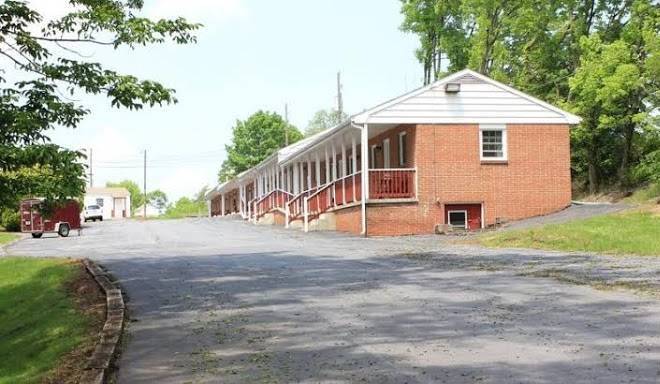 Penn amish motel