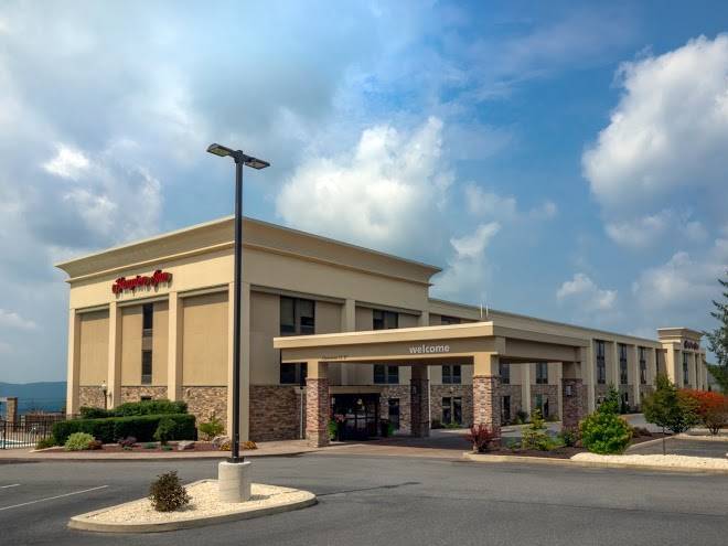 Hampton inn hazleton