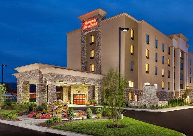 Hampton inn & suites williamsport faxon exit