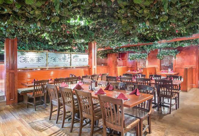 The crossroads inn