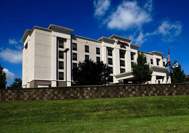 Hampton inn easton