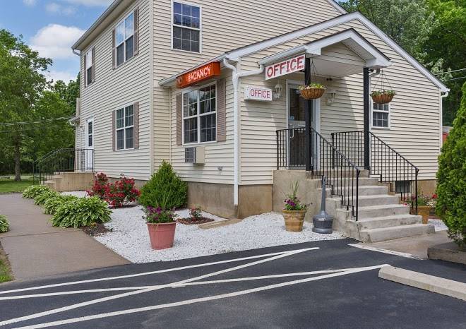 Rodeway inn milford i 84