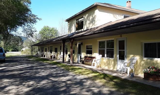 Nob hill motel & cabins