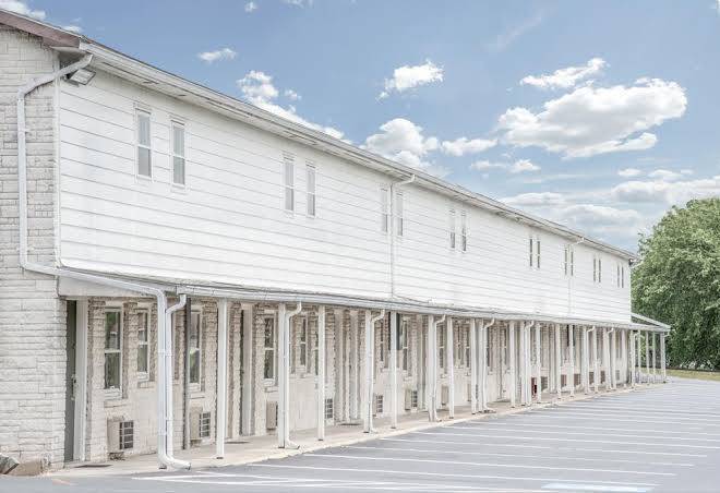 Knights inn pine grove
