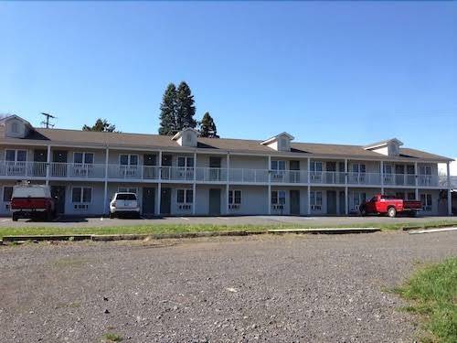 All suites inn budget host