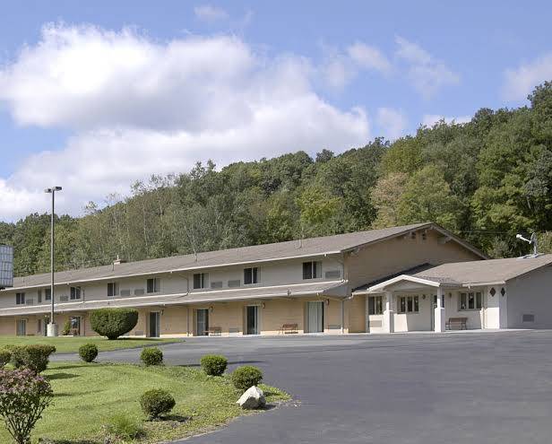 Knights inn franklin pa