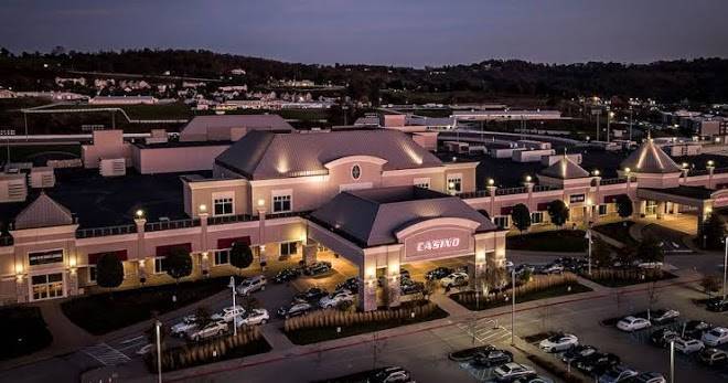 Hyatt place pittsburgh south meadows racetrack & casino