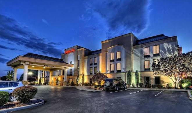 Hampton inn greensburg