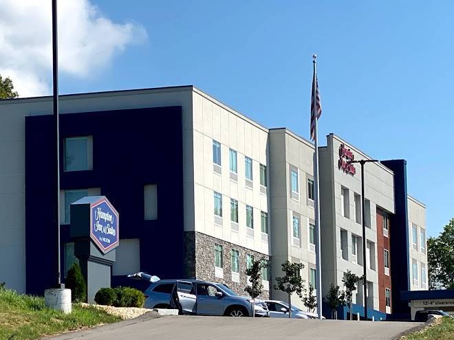 Hampton inn & suites pittsburgh new stanton