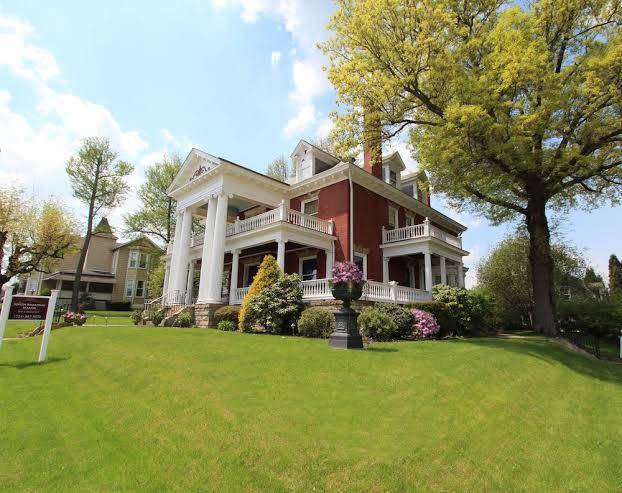 South broadway manor