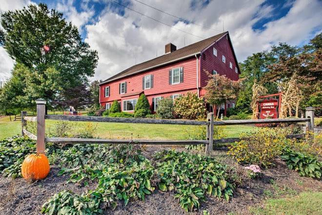 Canna country inn