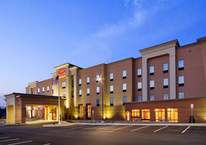 Hampton Inn & Suites York South Image