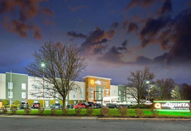 La quinta inn & suites by wyndham new cumberland harrisburg