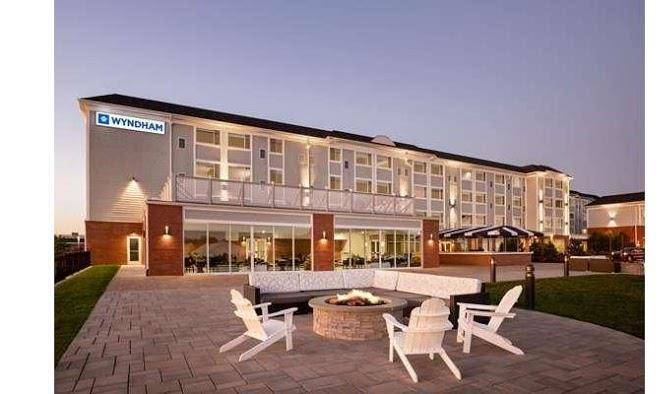 Wyndham newport hotel
