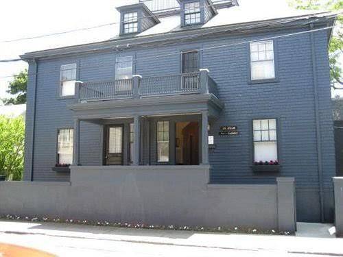 Elm street inn