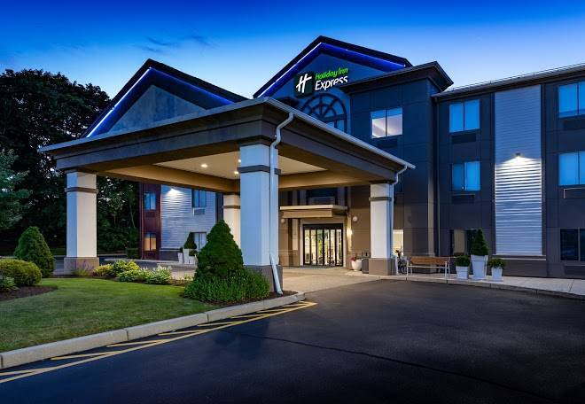 Holiday inn express newport north middletown