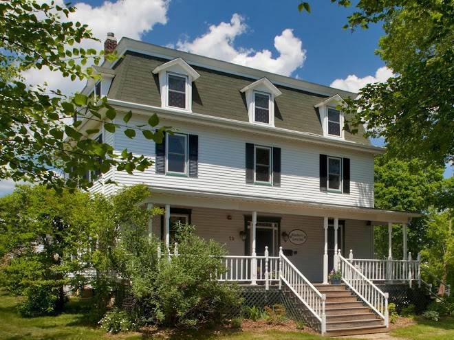 Blueberry cove inn