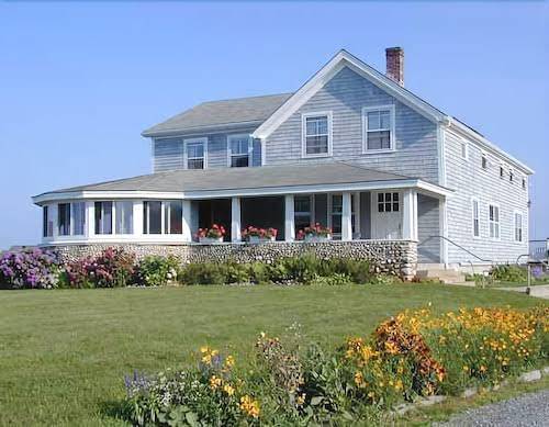 Rose farm inn