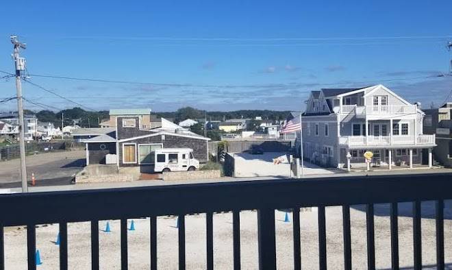 Sandcastle beachfront inn