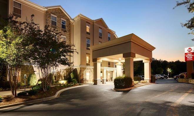 Best western plus greenville south