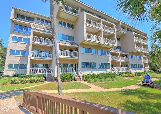 425 captains walk