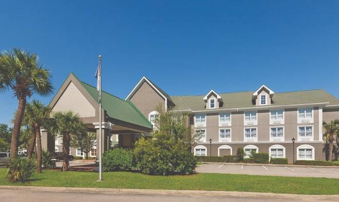 Country inn & suites by radisson beaufort west sc