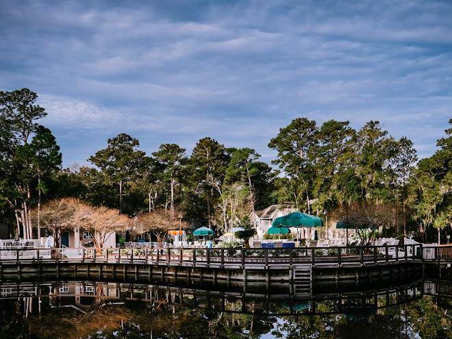 Island links resort by palmera