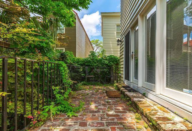 Beautiful renovated apt oneblockfromking