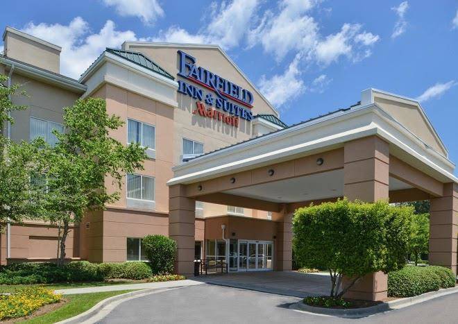 Fairfield inn & suites by marriott charleston north university area