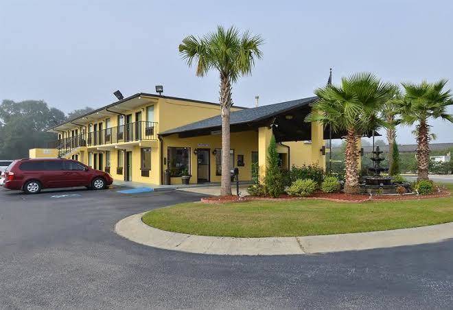 Americas best value inn st george sc