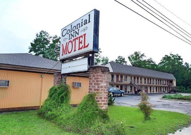Colonial Inn Motel Image