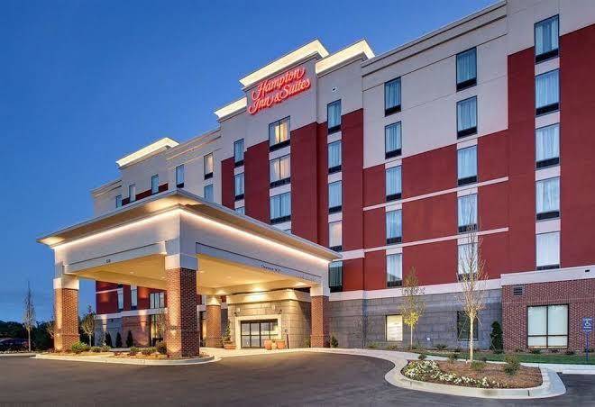 Hampton inn & suites greenville airport