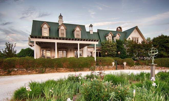 The red horse inn