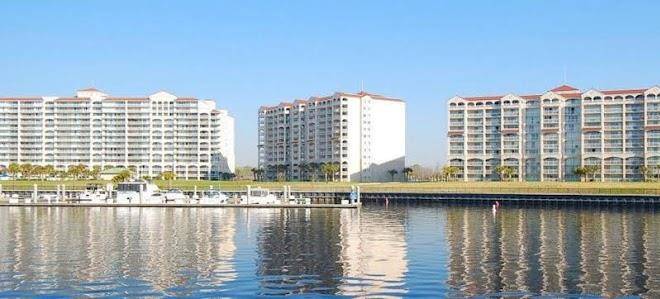 Barefoot Resort & Yacht Club Image