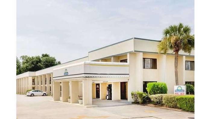 Days Inn By Wyndham Little River Image