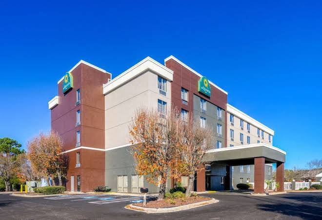 La Quinta Inn By Wyndham North Myrtle Beach Image