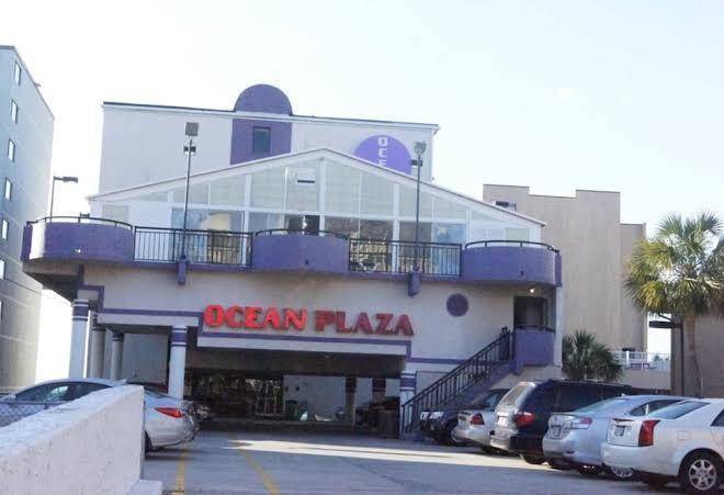 Ocean Plaza Motel Image