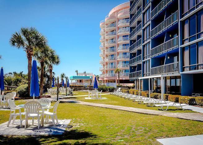 Schooner beach & racquet club