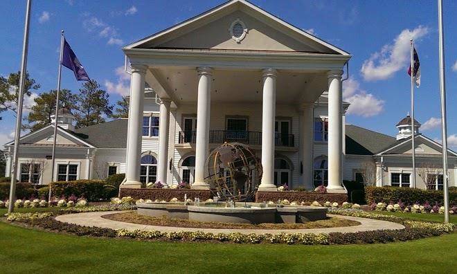 World tour golf links