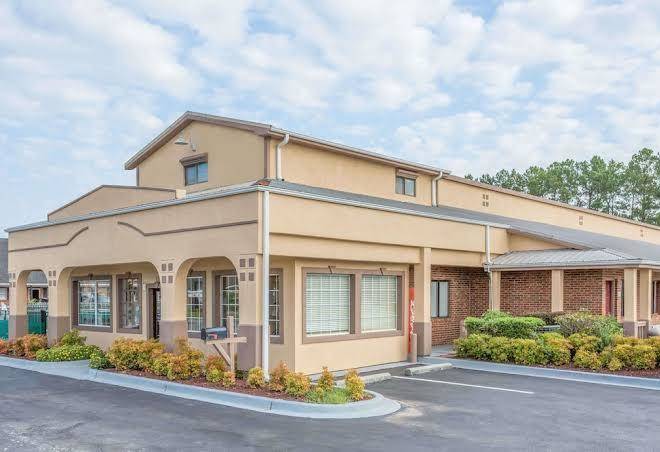 Super 8 by wyndham santee