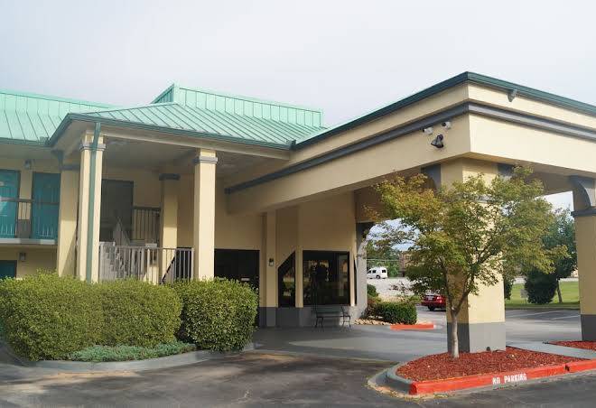 Days inn by wyndham clemson