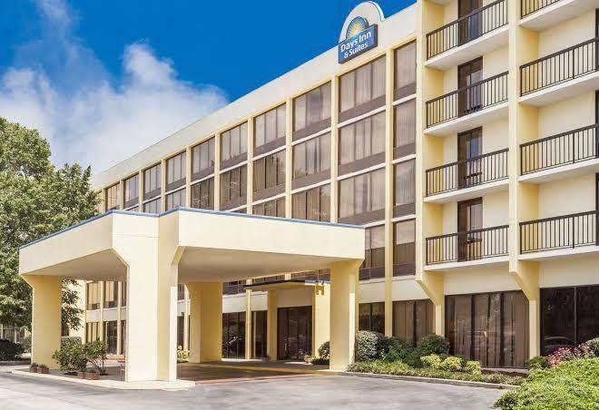 Days inn & suites by wyndham se columbia ft jackson