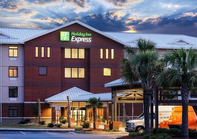 Holiday inn express fort jackson inn