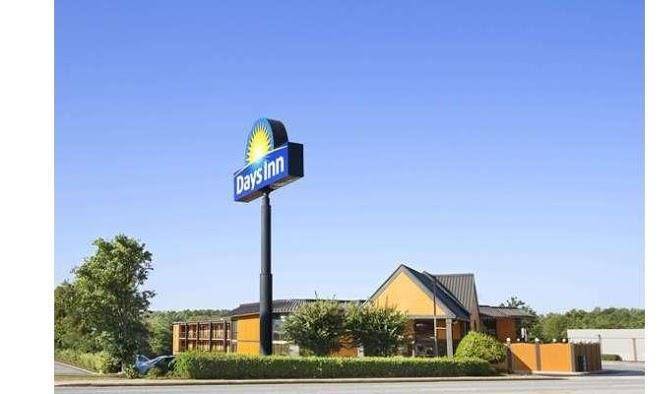 Days inn & suites by wyndham duncan spartanburg