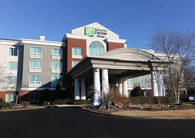 Holiday inn express & suites i 26 & us 29 at westgate mall
