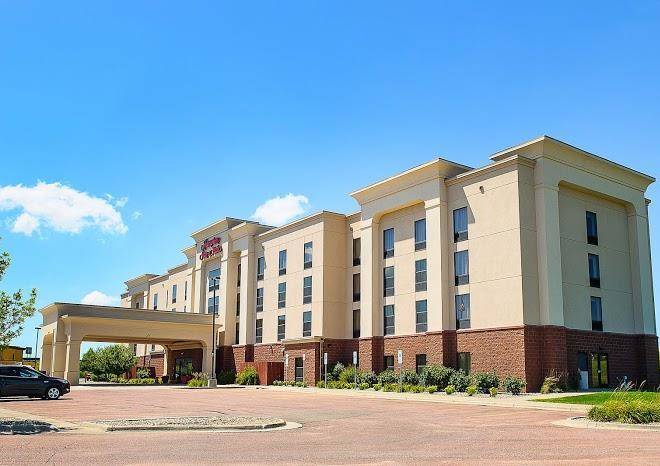 Hampton inn & suites brookings