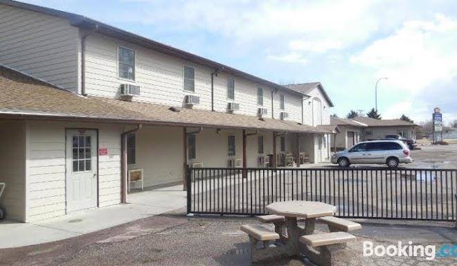 King's Inn Of Platte Image