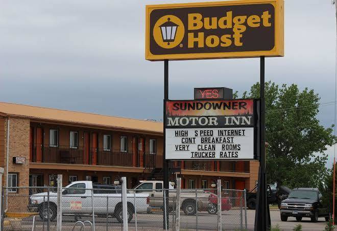 Budget host sundowner motor inn