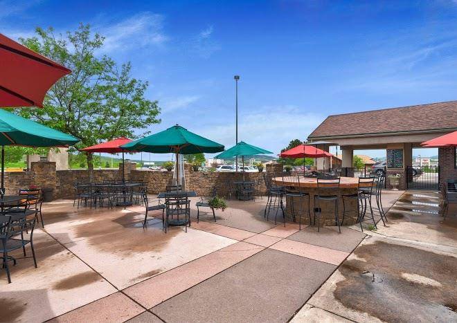 Holiday Inn Spearfish Convention Center Image